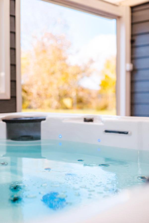 Desvres Grande Maison Avec Piscine Et Jacuzzi A La Campagne מראה חיצוני תמונה