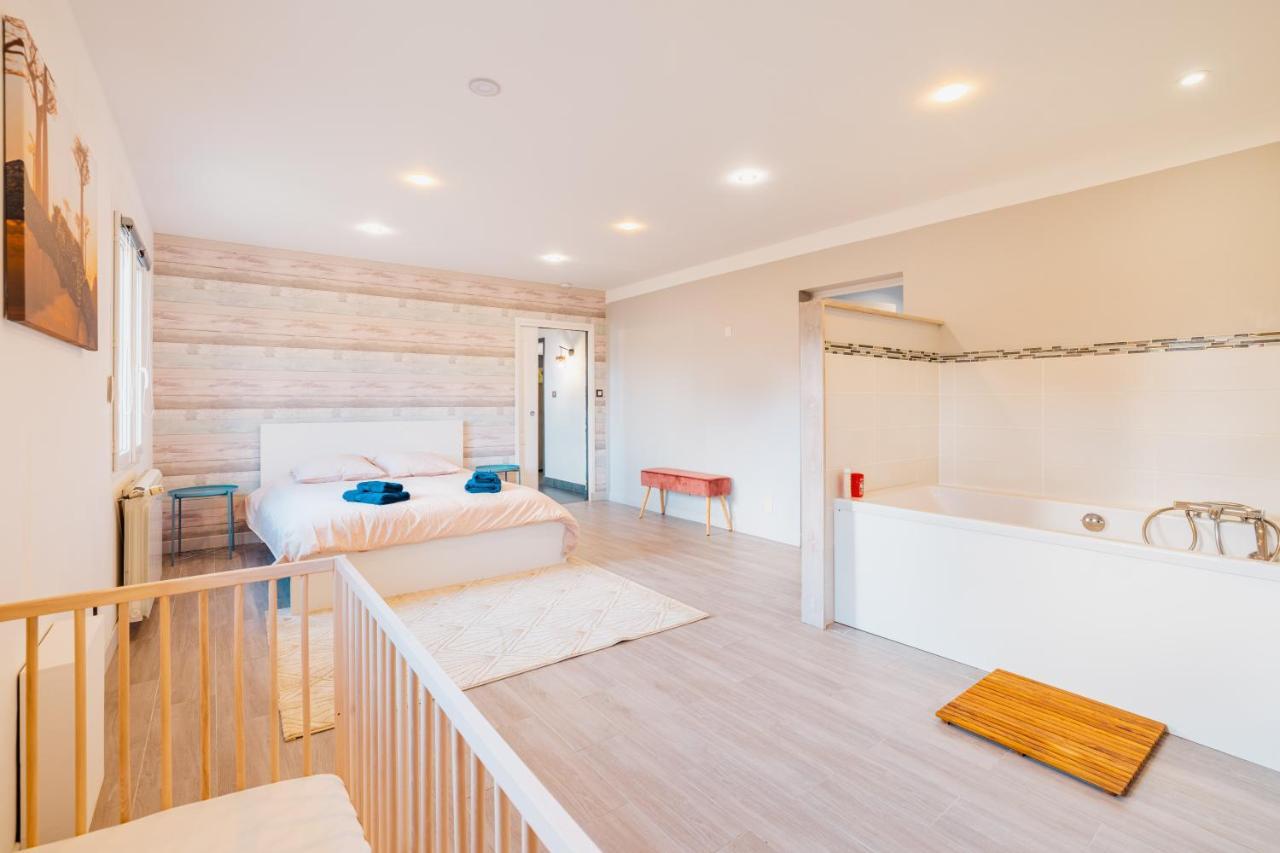 Desvres Grande Maison Avec Piscine Et Jacuzzi A La Campagne מראה חיצוני תמונה